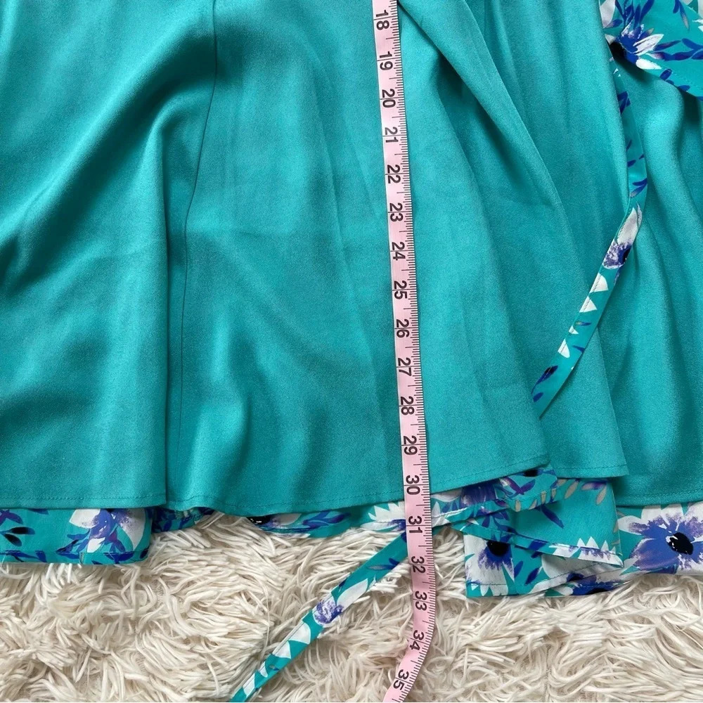 NWT Yumi Kim wrap dress in perfect day bouquet flower print silk size XS - Picture 10 of 10